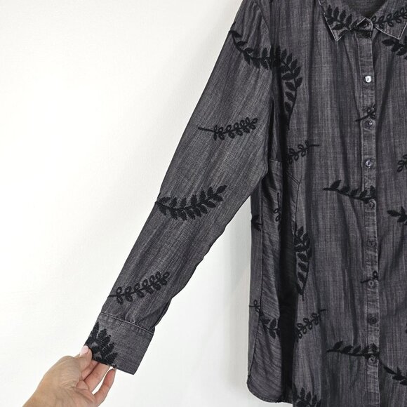 Soft Surroundings Womens Button Down Shirt Size Large Gray Black Papyrus Floral - Picture 4 of 11